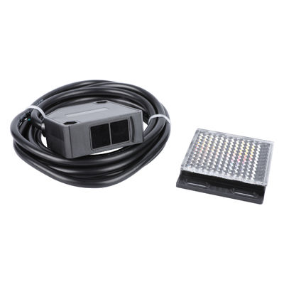 Sensor fotográfico refletor com saída de relé e resposta rápida. Perfeito para portas de garagem.